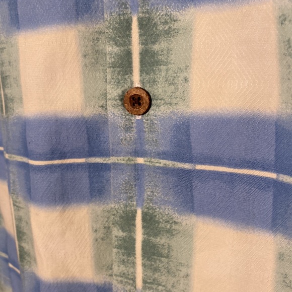 Tommy Bahama Silk Button-Up Short Sleeves Large - Picture 9 of 9